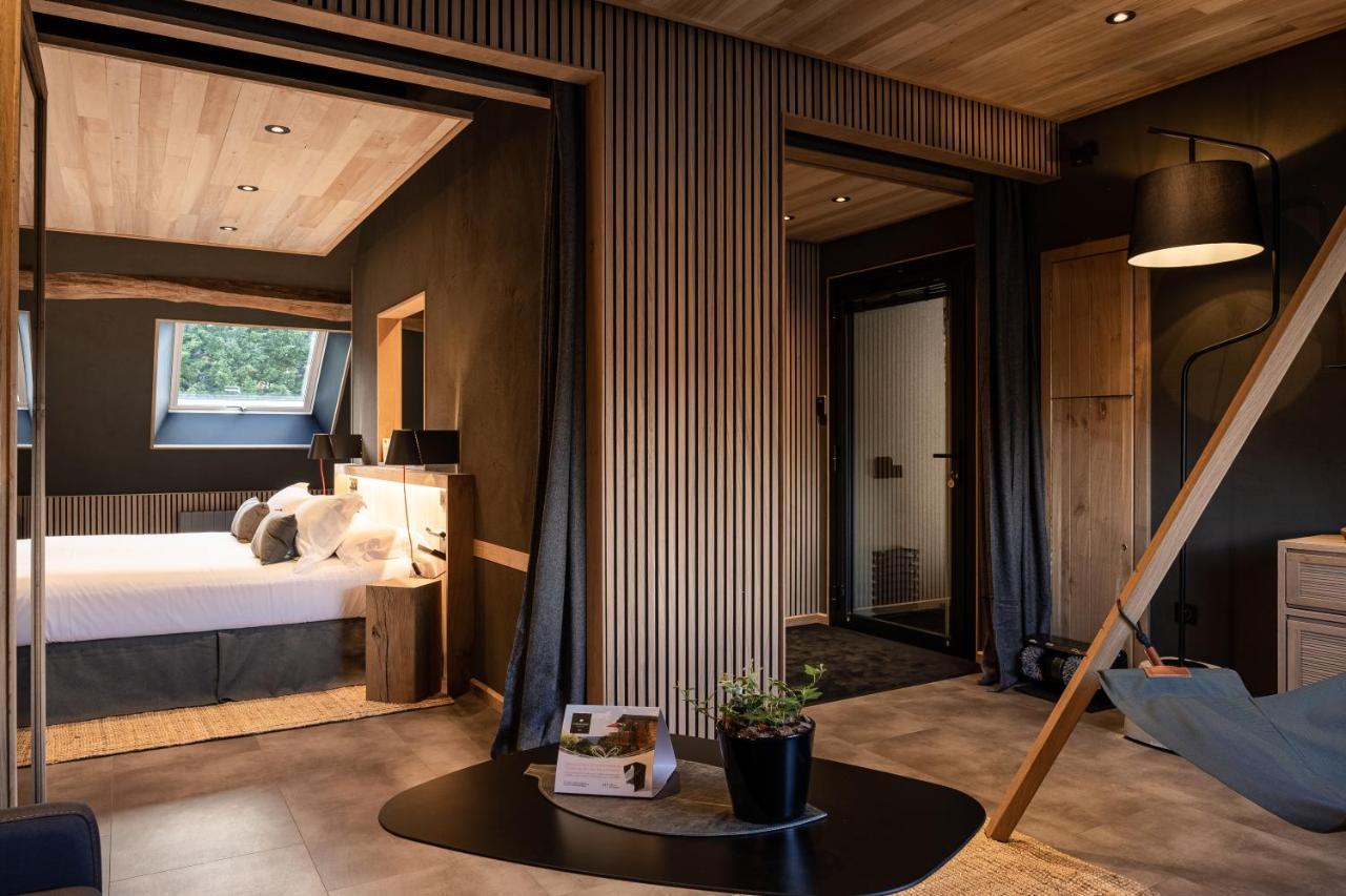 Le Domaine Des Pres Verts Suites & Chambres Avec Jacuzzi Privatif Jouey Esterno foto