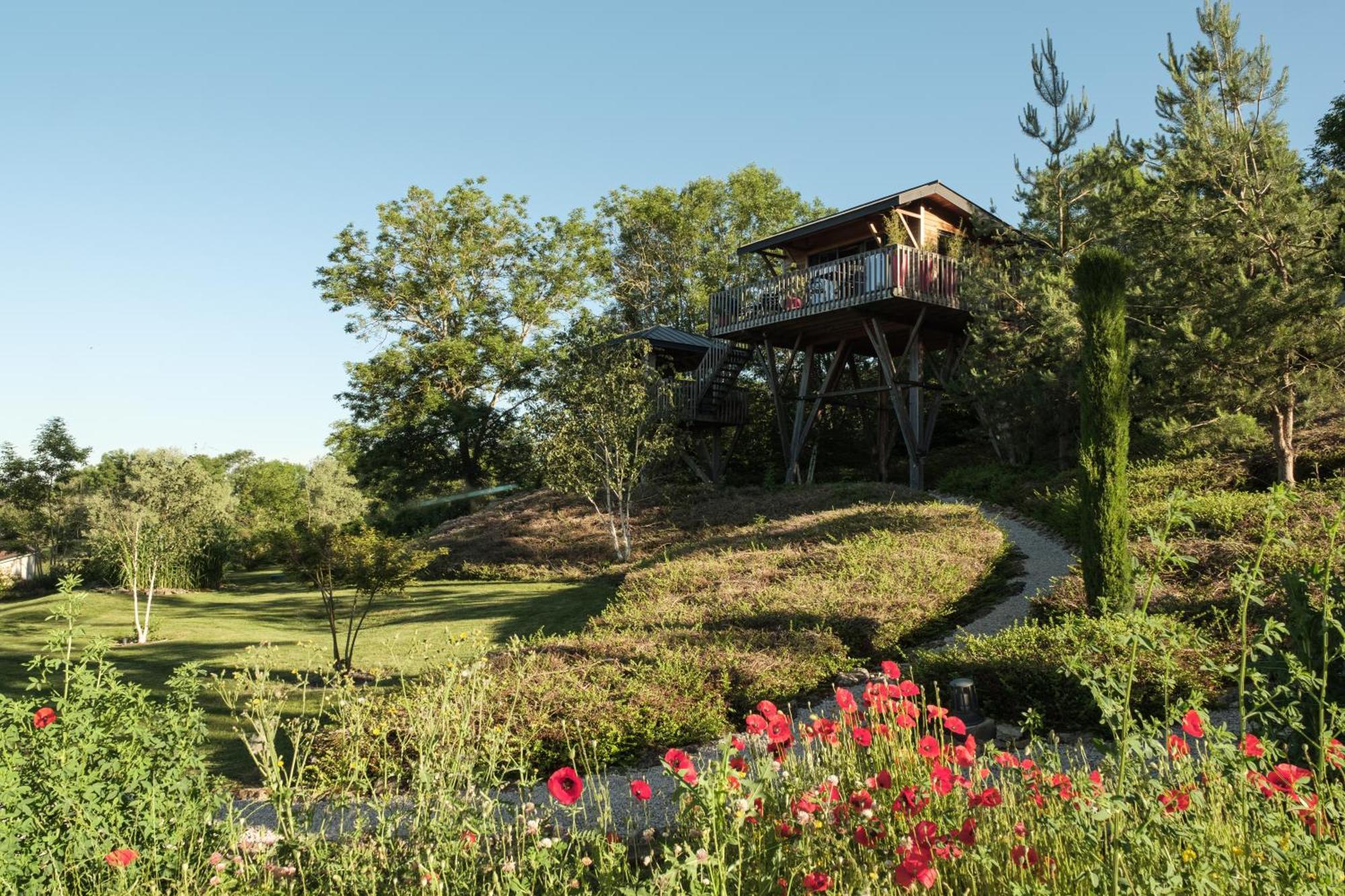 Le Domaine Des Pres Verts Suites & Chambres Avec Jacuzzi Privatif Jouey Esterno foto